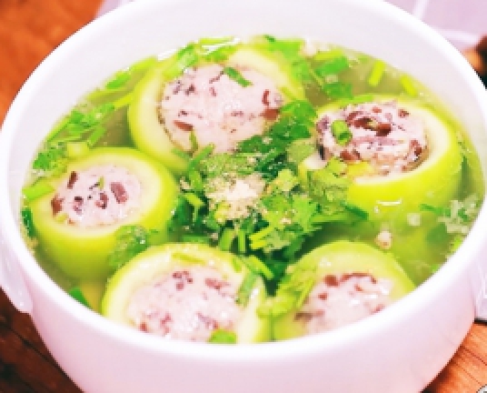 Canh bầu dồn thịt 