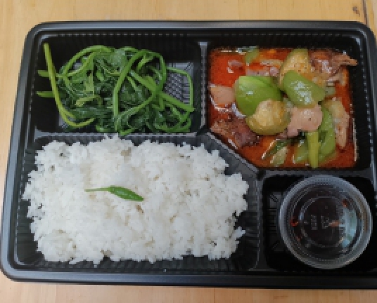 Lòng gà xào mướp 