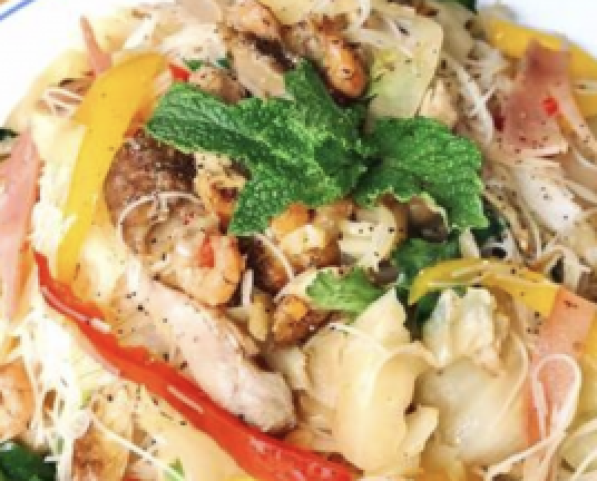 Bún xào thập cẩm