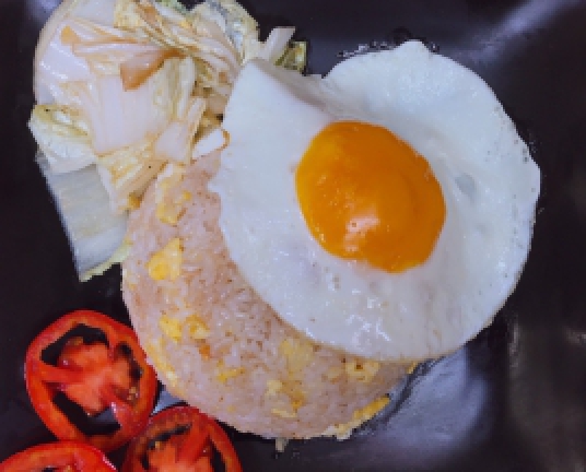 Cơm chiên trứng ốp la