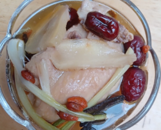 Gà tiềm thuốc băc