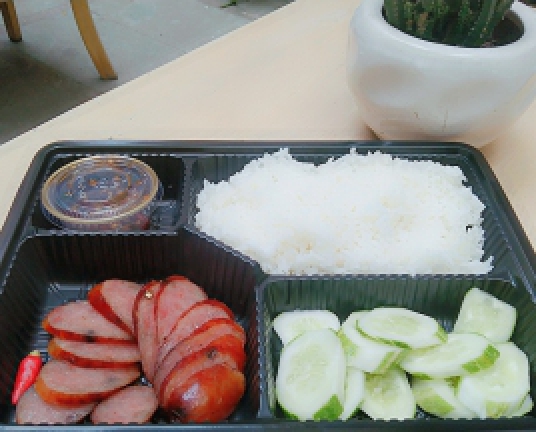 Lạp sưởng tươi chiên 