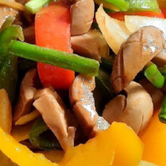 Cật heo xào ớt chuông